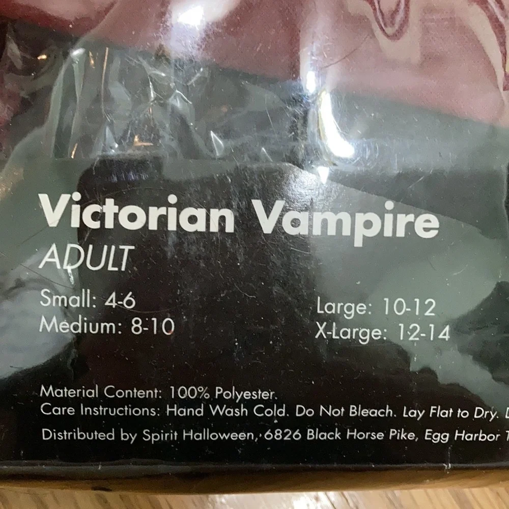 - victorian vampire costume -signature collection ..(medium) - Picture 9 of 15